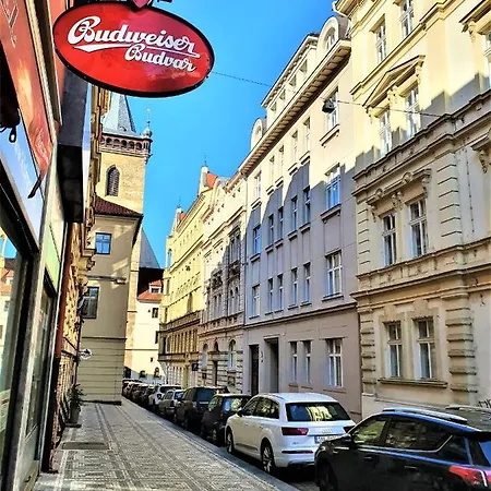 Reznicka Apartments Prag Exterior foto