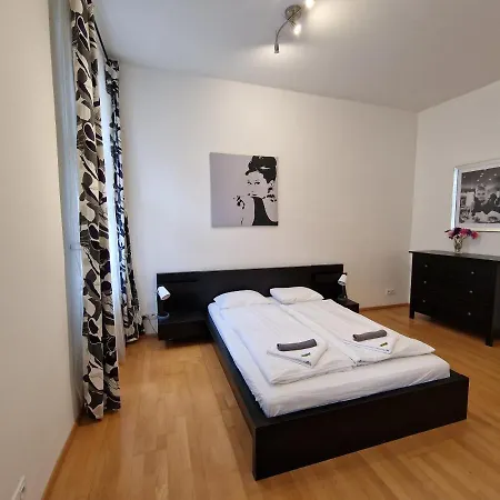 Reznicka Apartments Prag Exterior foto